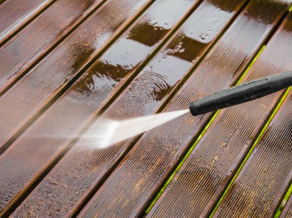 Cost of Deck Pressure Washing in Morgan Hill