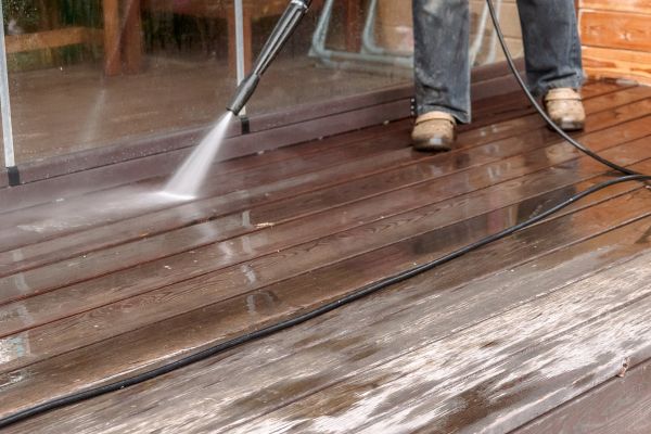 Cost of Pool Deck Power Washing in Morgan Hill