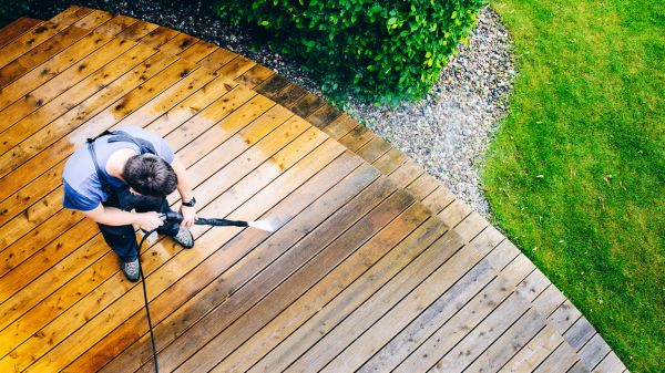 Cost of Deck Pressure Cleaning in Morgan Hill