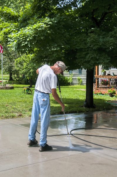 Cost of Driveway Concrete Cleaning in Morgan Hill